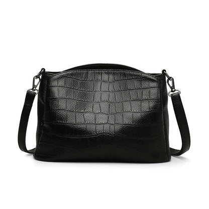 El encanto refinado de Vivienne | Bolso de hombro de piel de cocodrilo