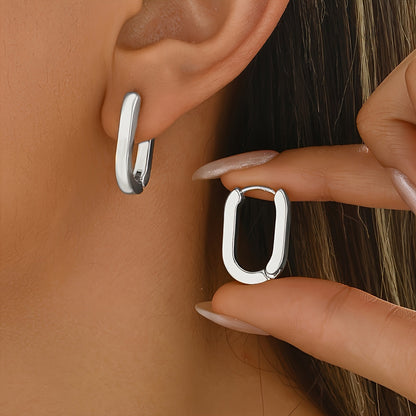 Elegantes aros geométricos