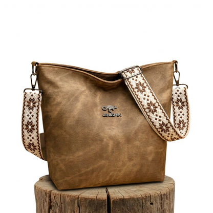 Elegancia informal de Mila | Bolso de hombro moderno