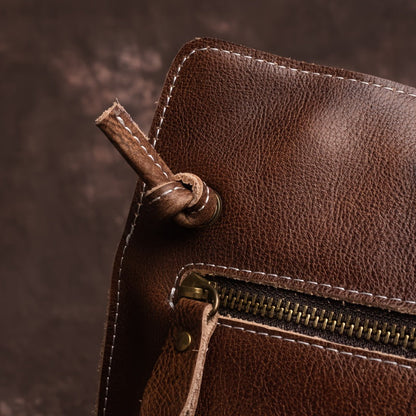 Bolso bandolera con hebilla clásica con el toque tradicional de Rosa