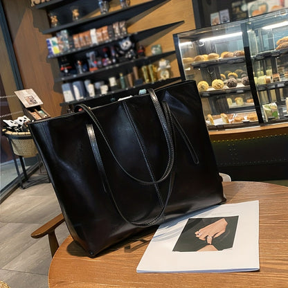 El esencial de lujo de Nora | Bolso tote de piel estructurada