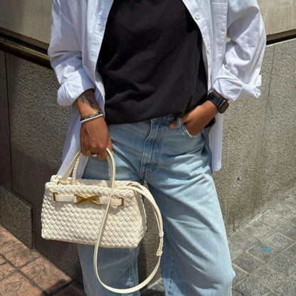 RENATA™ Bolso estructurado de inspiración artesanal